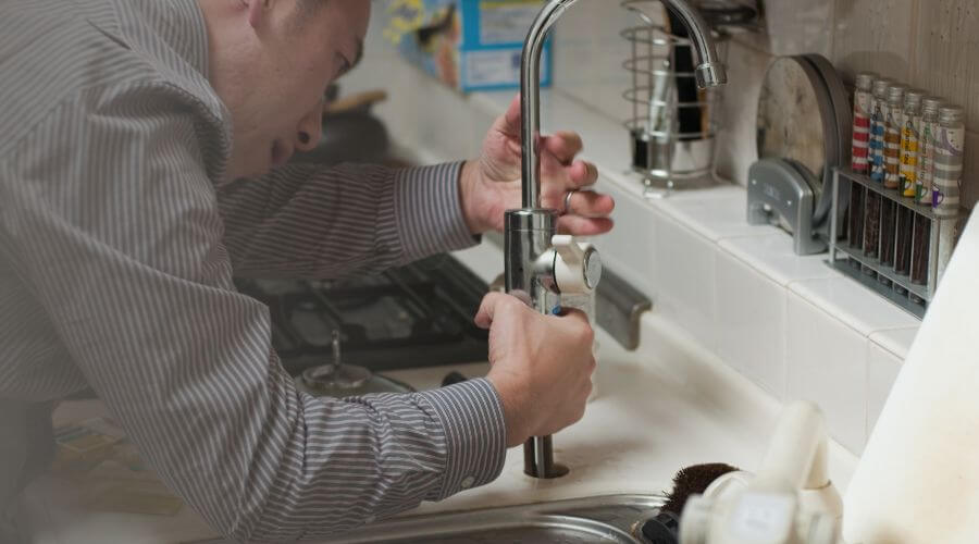 Professional emergency plumbing in Carbon, TX